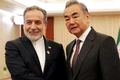 İran ile Çin dışişleri bakanları görüştü