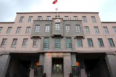 İran'dan ateşlenen 4. füze engellendi!