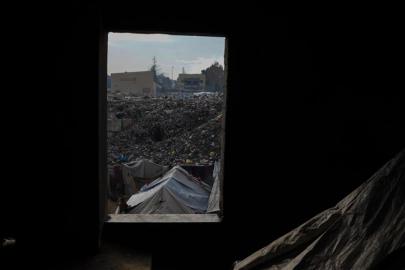 İsrail ordusu 'Sarı Hat' boyunca 7 yeni karakol ve 17 kilometrelik toprak bariyer inşa etti