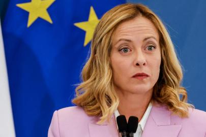 İtalya'da referandum yenilgisinin ardından Meloni hükümetinde istifalar gelmeye başladı