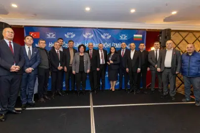 İzmir'de Başkan Tugay, Bulgaristan göçmenleriyle buluştu