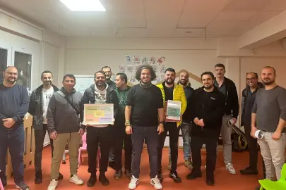 İzmirli babalara 'yeni nesil babalığı' dersi