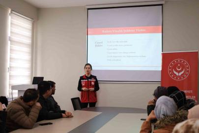 Kadına yönelik şiddetle mücadele eğitimi verildi