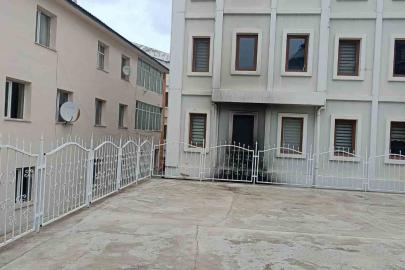 Kars Belediyesi elektriksiz kaldı