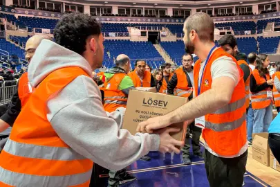 LÖSEV’den Türkiye genelinde Ramazan’da binlerce gıda paketi