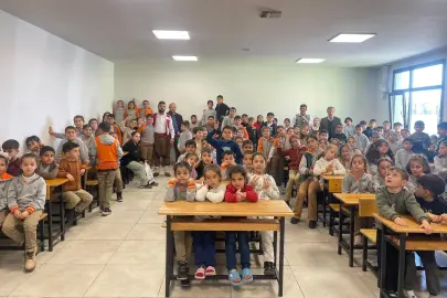 Malatya’da Şehir Tiyatro ekibi öğrencilerle buluştu