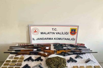 Malatya’da silah ve uyuşturucu operasyonu