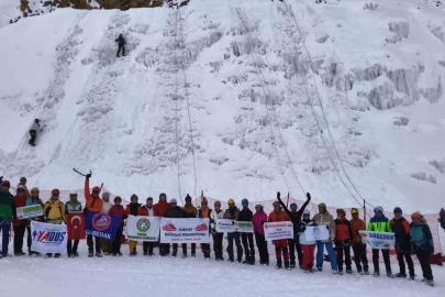 Palandöken’de buz tırmanışı eğitimi başarıyla gerçekleşti
