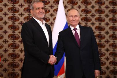 Putin ile Pezeşkiyan "ABD ve israilin İran'a karşı sebepsiz saldırganlığını" görüştü