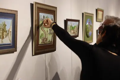 Sakarya'da genç sanatçıların hazırladığı “Topraktan Geleneğe Çini” sergisi