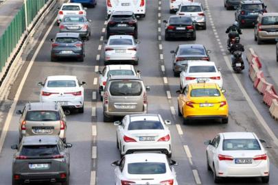 Standart dışı plaka denetimlerinde 1 Nisan'a kadar ceza kesilmeyecek