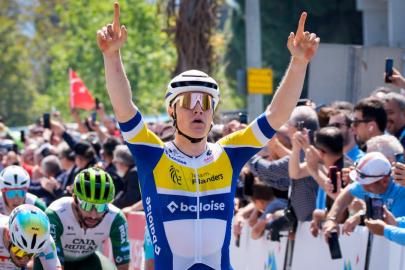 61. Cumhurbaşkanlığı Türkiye Bisiklet Turu'nun ilk etabını Crabbe kazandı