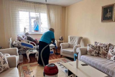 Ağrı’da "Vefa Projesi" kapsamında bin 58 vatandaşa evde temizlik hizmeti