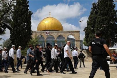 Aksa'nın saygınlığına doğrudan saldırı: İşgalcilerden Yahudileştirme çabası