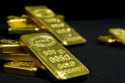 Altın fiyatlarında gerileme sürüyor