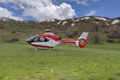 Bitlis’te kayalıklardan düşen genç için helikopter ambulans havalandı