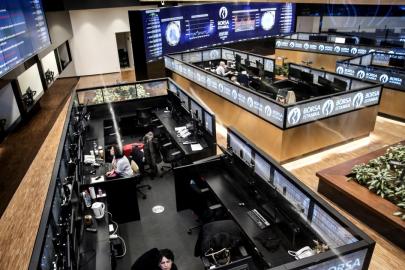 Borsa güne yatay başladı