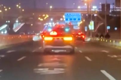 Çin'de sürücüsüz taksiler sistem arızası nedeniyle yolda kaldı