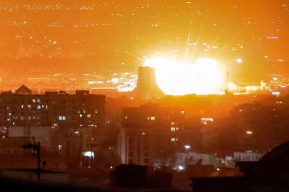 CNN: İsrail, başarısız müzakerelere karşı İran'da enerji ve altyapı hedeflerinin listesini onayladı