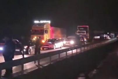 Erzurum’da jandarma aracının da karıştığı zincirleme kaza: 2 asker yaralı