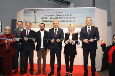 GSF öğrencilerinden anlamlı sergi