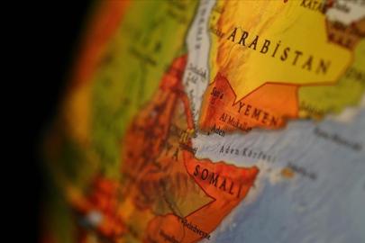 İran'dan Babülmendep Boğazı'nın da Hürmüz gibi kapatılabileceği uyarısı