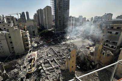İsrail ordusu Lübnan'ın güneyinde sağlık noktası ile bir ambulansı hedef aldı