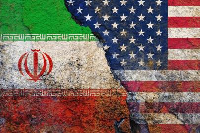 Kalibaf: Sınırlarımız uzun, ABD'nin olası kara ablukası mümkün değil