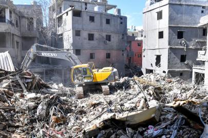 Katil İsrail'in Lübnan'a saldırılarında 3 kişi hayatını kaybetti