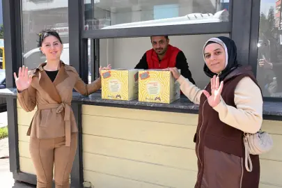 Mersin Büyükşehir’den fenilketonüri hastalarına gıda desteği