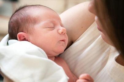 Milyonlarca annenin gözü Meclis'te: Doğum izni 24 hafta olacak