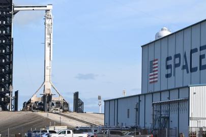 SpaceX halka açılıyor: Elon Musk'ın dev hamlesi