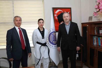 Üniversite öğrencisinin taekwondo başarısı
