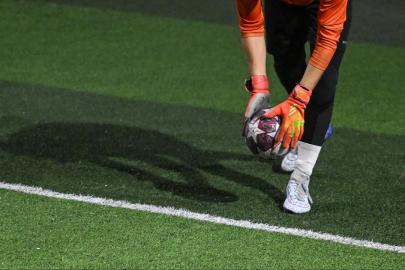 Uzmanlar uyardı: Halı saha maçları gizli kalp hastalıklarını tetikliyor