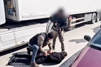 Yüksekova’da zehir tacirlerine ağır darbe: 211 kilogram uyuşturucu ele geçirildi