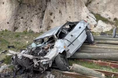 Adilcevaz’da otomobil uçuruma uçtu: 1 ölü