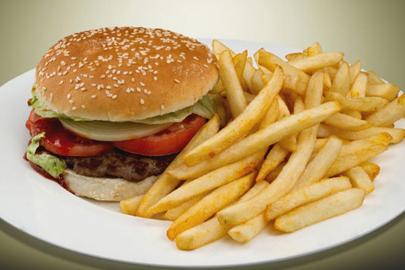 Ayrımcılık yapan hamburger zincirine ceza