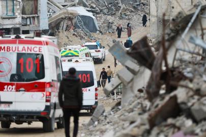 Katil İsrail'in Gazze'ye saldırılarında can kaybı 72 bin 736'ya yükseldi