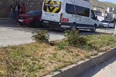 Öğrenci servisinin metrelerce ters yönde ilerlediği anlar kamerada