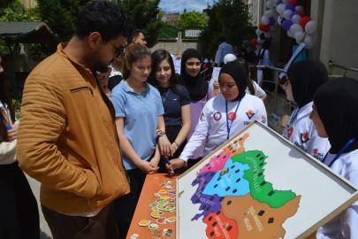 Siirtli öğrencilerden helal gıda ve ambulans geçiş sistemi projesi