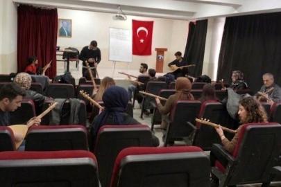 Tercan Halk Eğitim Merkezinde kurslar ilgi görüyor