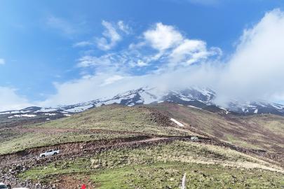 Ağrı Dağı’nda bir kadının cansız bedenine ulaşıldı