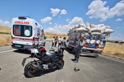 Batman'da motosiklet ile kamyonet çarpıştı: Bir yaralı