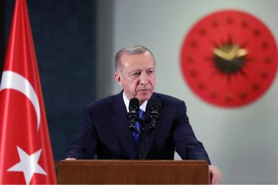 Erdoğan: Üzerinden 31 yıl geçmesine rağmen Srebrenitsa Soykırımı'nın açtığı yaralar hala kanamaya devam ediyor