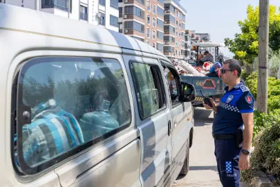İzmir Büyükşehir’den tarım işçisi servislerine sıkı denetim