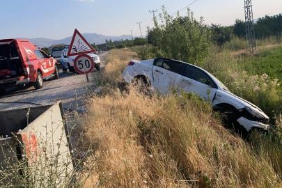 Malatya'da kamyonet ile otomobil çarpıştı: 3 yaralı