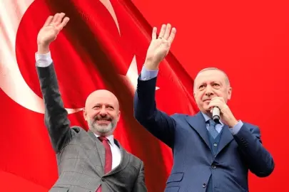 Ahmet Çolakbayrakdar, AK Parti'nin 25'inci yaşını kutladı