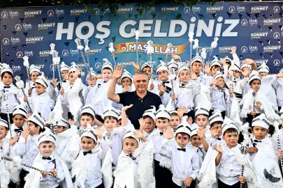 Antalya Muratpaşa'da 122 çocuktan erkekliğe ilk adım