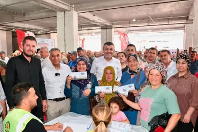 Denizli’de üreticinin yüzü Büyükşehir ile gülüyor