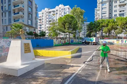 İzmir Narlıdere’de okullar yeni döneme hazırlanıyor